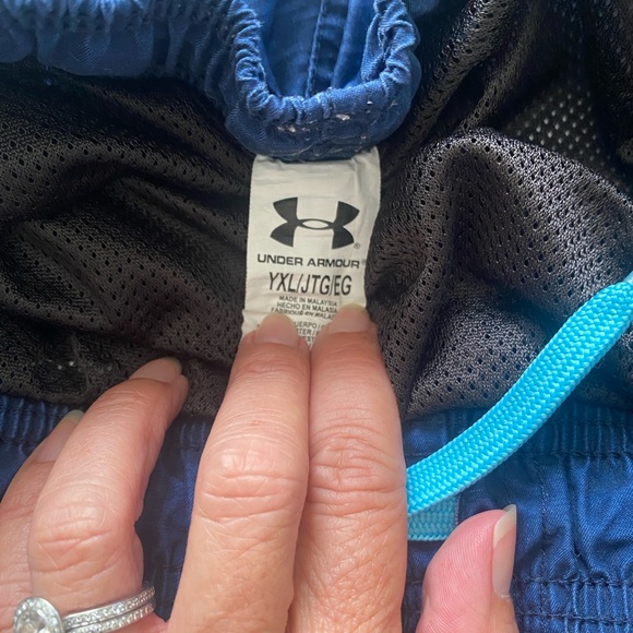 Bundle of 3 Under Armour Swim Trunks Youth XL - Picture 3 of 10